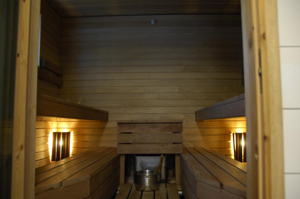 Guesthouse Husky Ivalo Exteriör bild