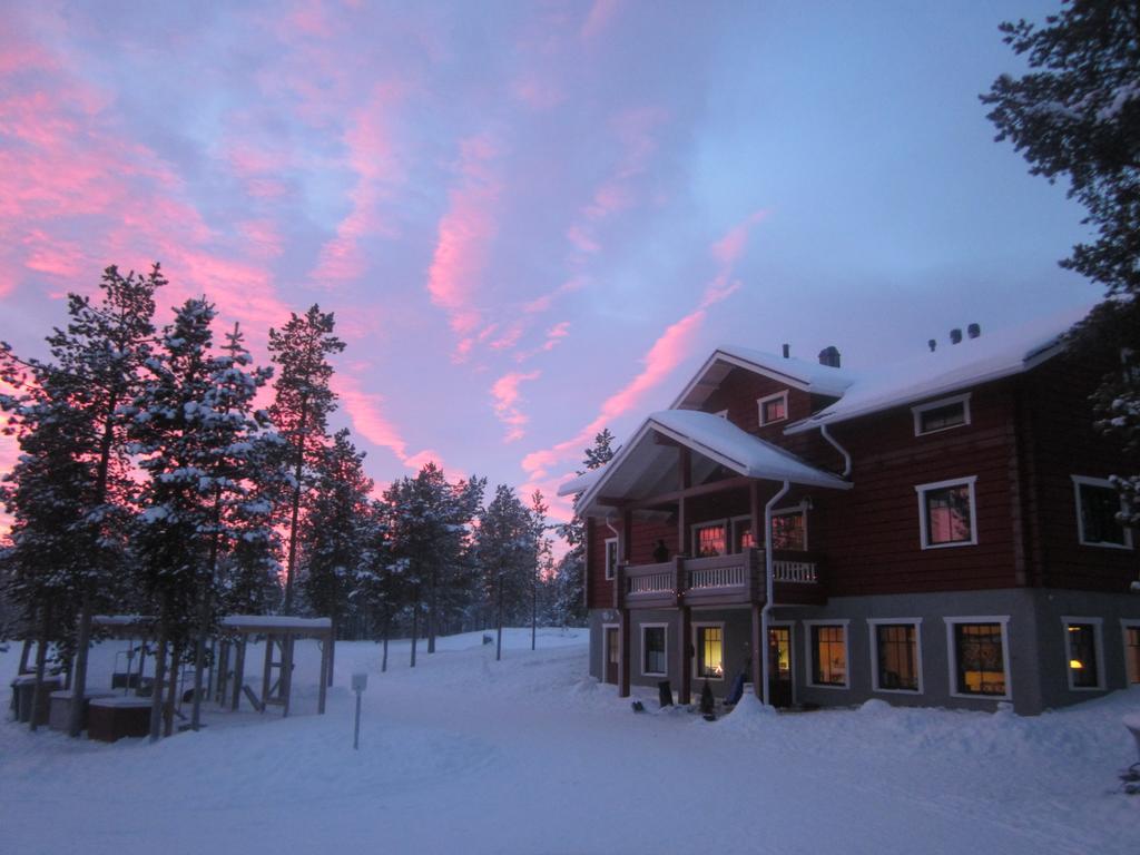 Guesthouse Husky Ivalo Exteriör bild
